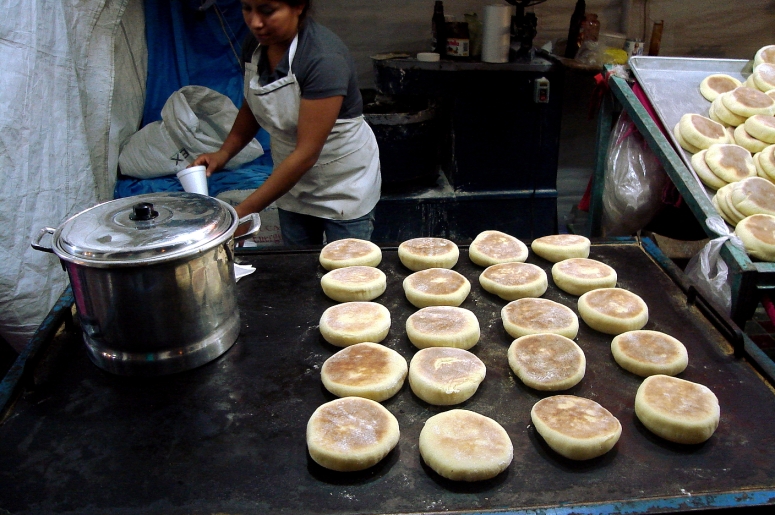 'Gorditas', south Mexico style. This type of tortillas are cut open and filled with guisos